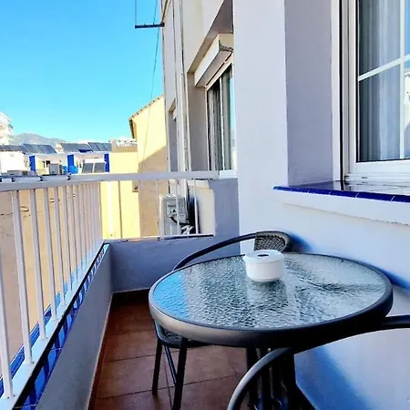 Vibrant City, 3 Bedroom Beside The Apartment