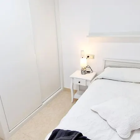 Vibrant City, 3 Bedroom Beside The Apartment